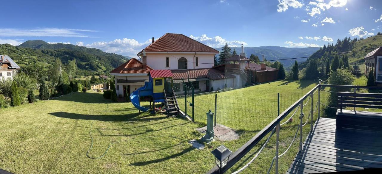 Vila Daria 3 Rucăr 外观 照片